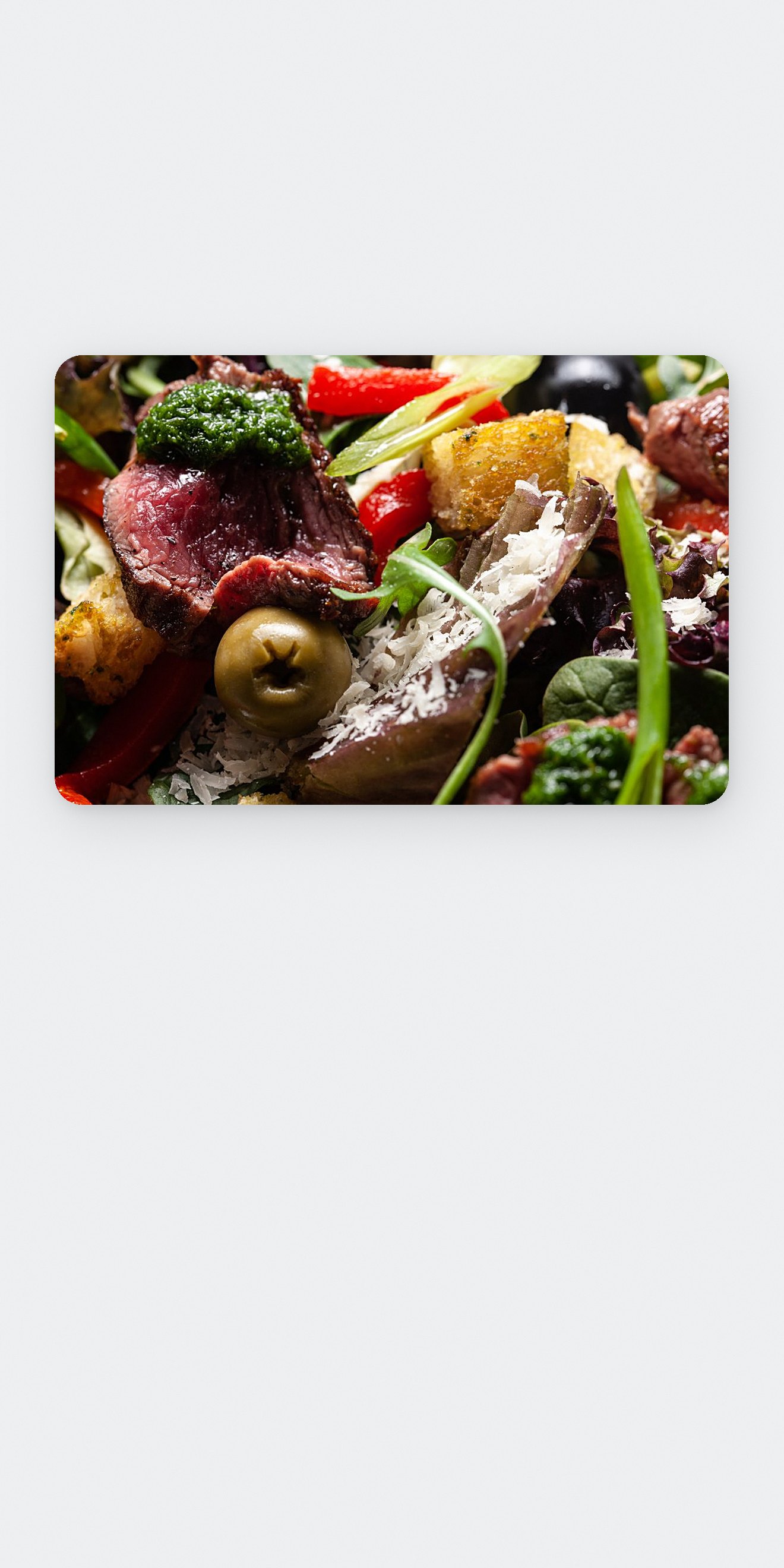 Šiltos jautienos salotos Panzanella